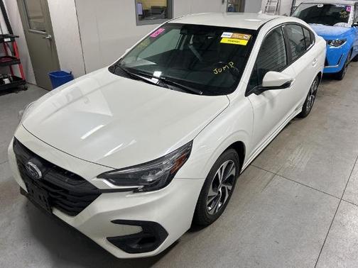 2023 Subaru Legacy PREMIUM