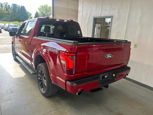 RAPID RED MET TINTED CC 2025 Ford F-150 LARIAT