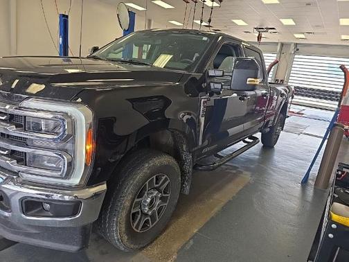 AGATE BLACK 2023 Ford F-350 LARIAT SUPER DUTY