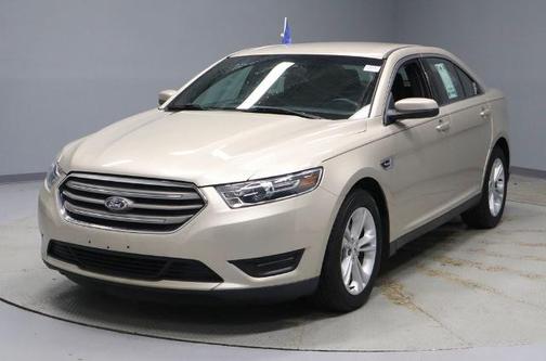 2018 Ford Taurus SEL