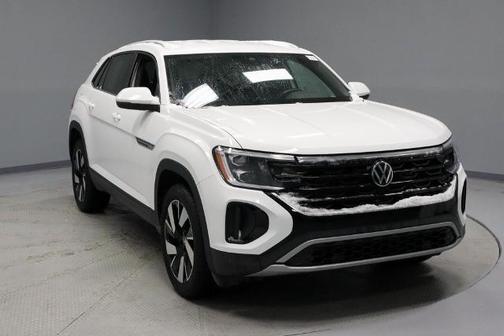 2025 Volkswagen Atlas Cross Sport 2.0T SE W/ TECHNOLOGY