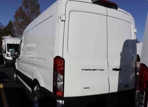 2026 Ford Transit-250 148 WB Medium Roof Cargo