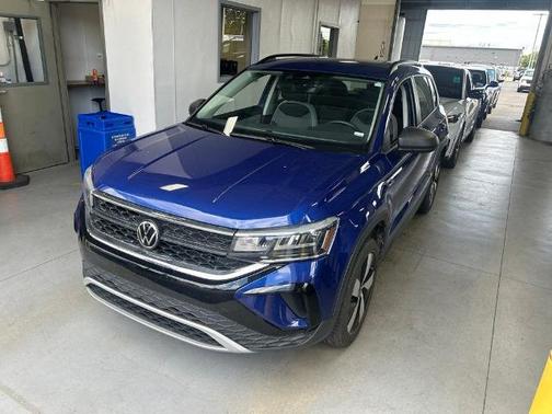 Blue Dusk 2024 Volkswagen Taos 1.5T S