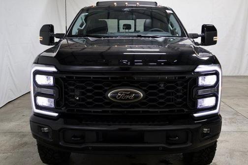 2026 Ford F-350 Lariat Super Duty