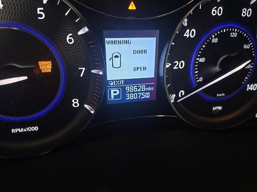 2013 INFINITI QX56 Base