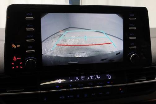 2022 Toyota Sienna XLE 7 PASSENGER