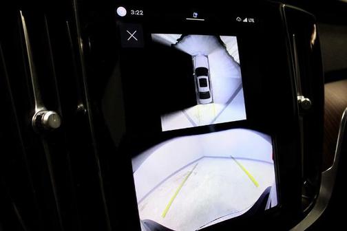 Onyx Black Metallic 2024 Volvo S60 B5 PLUS DARK THEME
