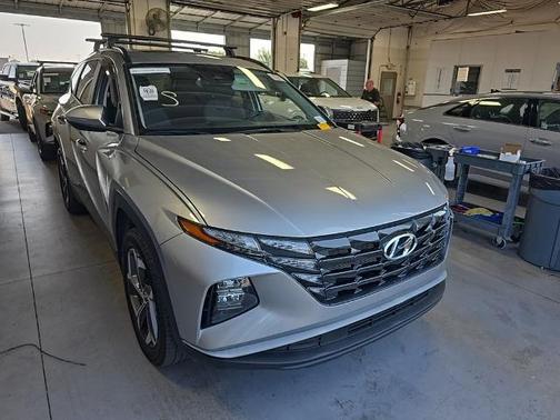 Shimmering Silver 2024 Hyundai TUCSON SEL