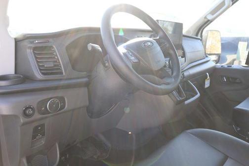 2026 Ford Transit-250 148 WB Medium Roof Cargo