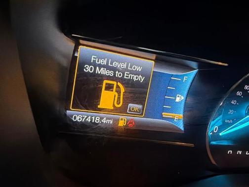 MAGNETIC METALLIC 2018 Ford Explorer XLT