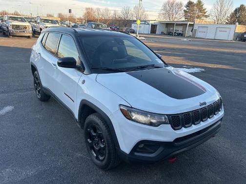 2023 Jeep Compass TRAILHAWK