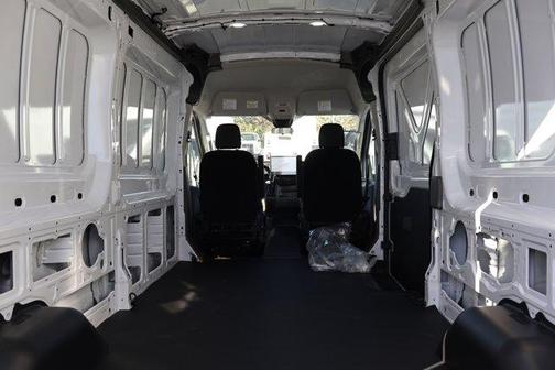 2026 Ford Transit-250 148 WB Medium Roof Cargo