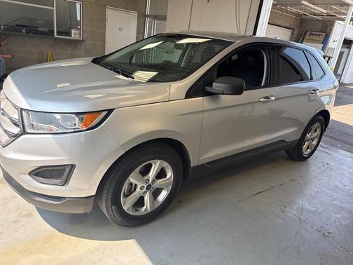 2018 Ford Edge SE