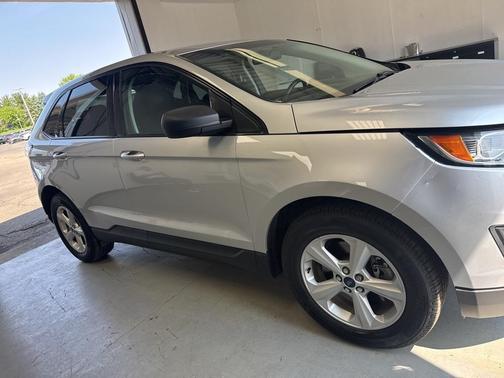 2018 Ford Edge SE