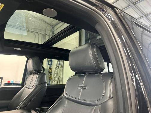 AGATE BLACK METALLIC 2023 Ford F-150 PLATINUM