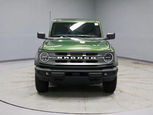 ERUPTION GREEN METALLIC 2022 Ford Bronco BIG BEND
