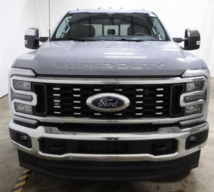 2025 Ford F-350 Lariat Super Duty