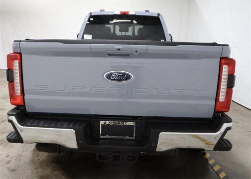 2025 Ford F-350 Lariat Super Duty