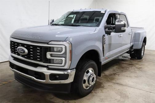 2025 Ford F-350 Lariat Super Duty