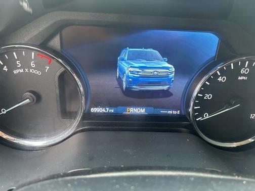 OXFORD WHITE 2024 Ford Expedition XLT