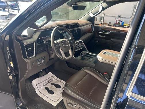 Onyx Black 2022 GMC Sierra 1500 DENALI