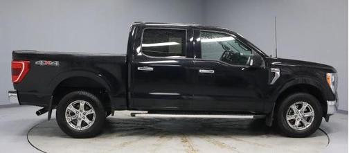 AGATE BLACK METALLIC 2022 Ford F-150 XLT