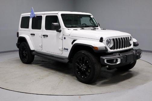 2025 Jeep Wrangler SAHARA