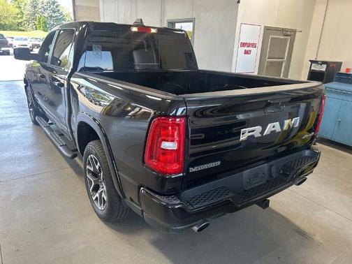 Diamond Black 2025 RAM 1500 LARAMIE