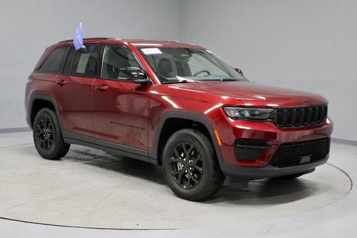 2024 Jeep Grand Cherokee Laredo