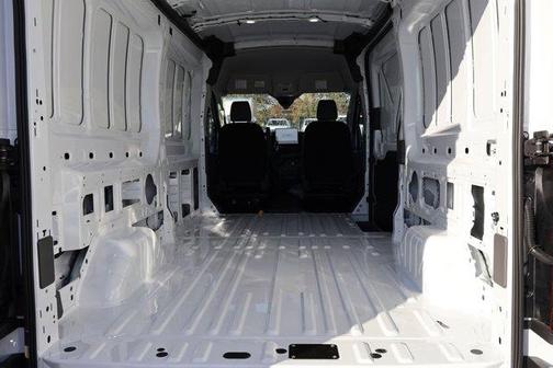 2026 Ford Transit-250 148 WB Medium Roof Cargo