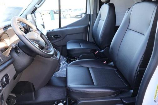 2026 Ford Transit-250 148 WB Medium Roof Cargo