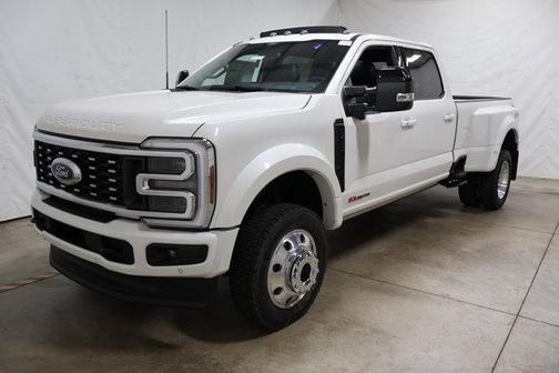 2026 Ford F-450 Platinum