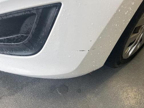 Ceramic White 2017 Hyundai Elantra GT BASE