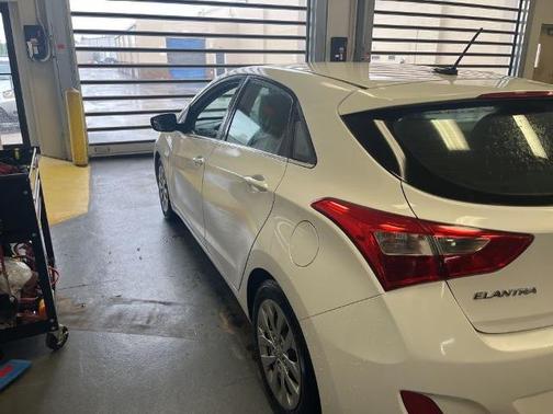 Ceramic White 2017 Hyundai Elantra GT BASE