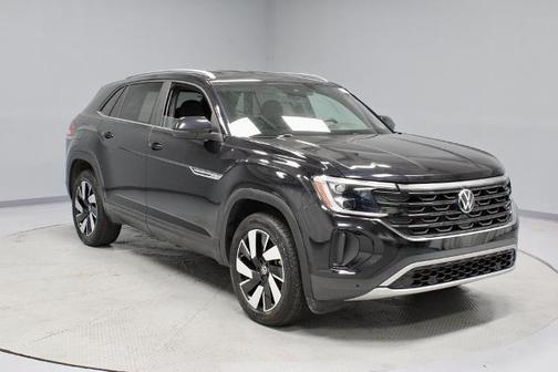 2025 Volkswagen Atlas Cross Sport 2.0T SE W/ TECHNOLOGY