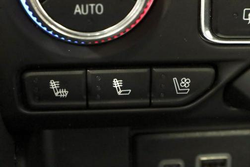 Onyx Black 2024 GMC Yukon SLT