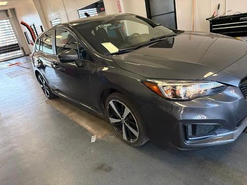 Magnetite Gray Metallic 2018 Subaru Impreza 2.0I SPORT