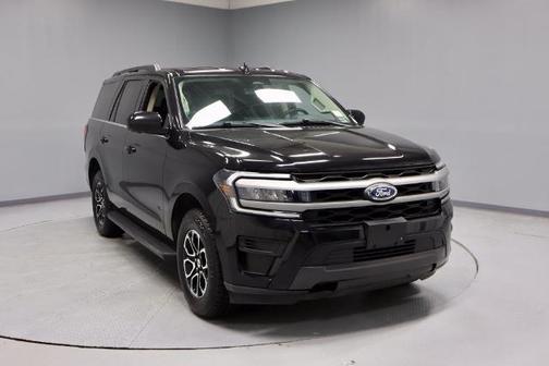 AGATE BLACK METALLIC 2024 Ford Expedition XLT