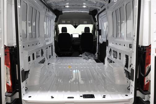 2025 Ford Transit-250 148 WB Medium Roof Cargo