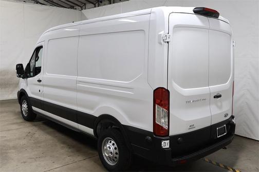 2025 Ford Transit-250 148 WB Medium Roof Cargo