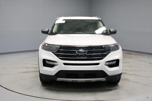 STAR WHITE MET TRI-COAT 2023 Ford Explorer XLT