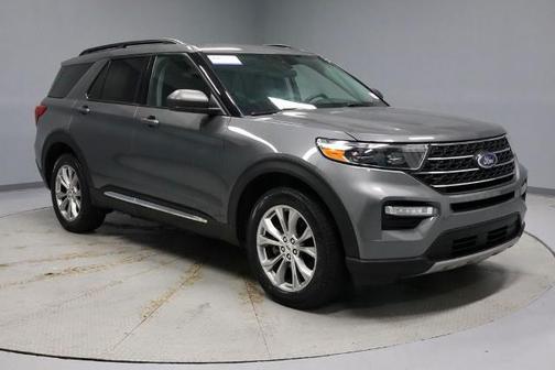 CARBONIZED GRAY METALLIC 2023 Ford Explorer XLT