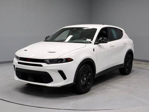 Q BALL 2024 Dodge Hornet R/T