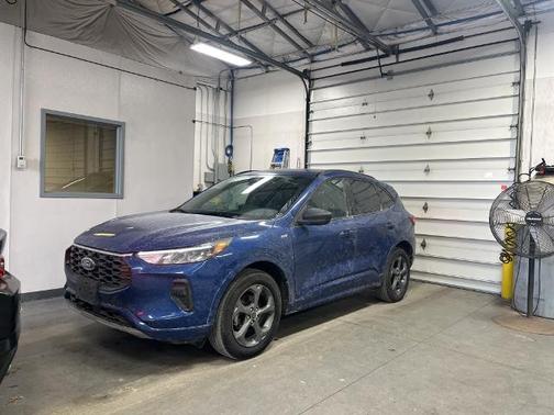 2023 Ford Escape ST-LINE
