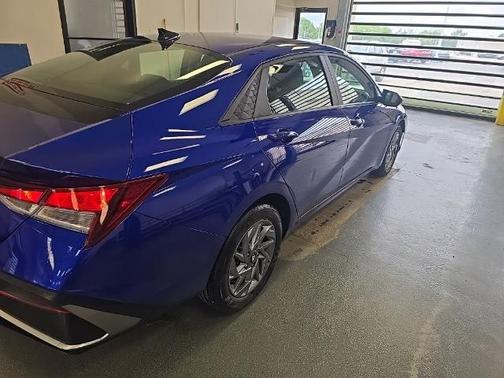 Intense Blue 2024 Hyundai ELANTRA SEL