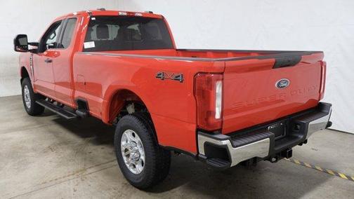 2025 Ford F-350 XLT