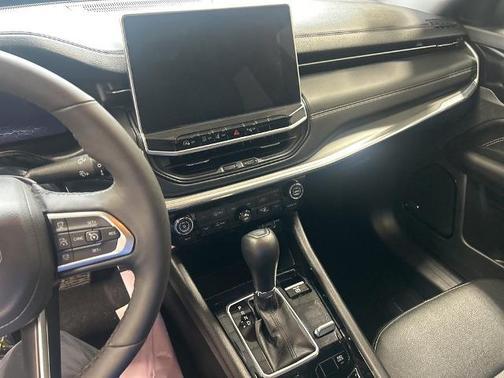 Diamond Black 2023 Jeep Compass LIMITED