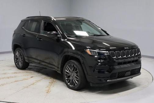 Diamond Black 2023 Jeep Compass LIMITED