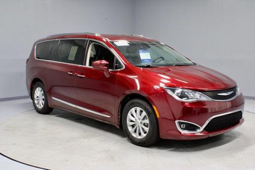 2018 Chrysler Pacifica Touring-L Plus