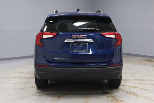 Marine Metallic 2022 GMC Terrain SLE